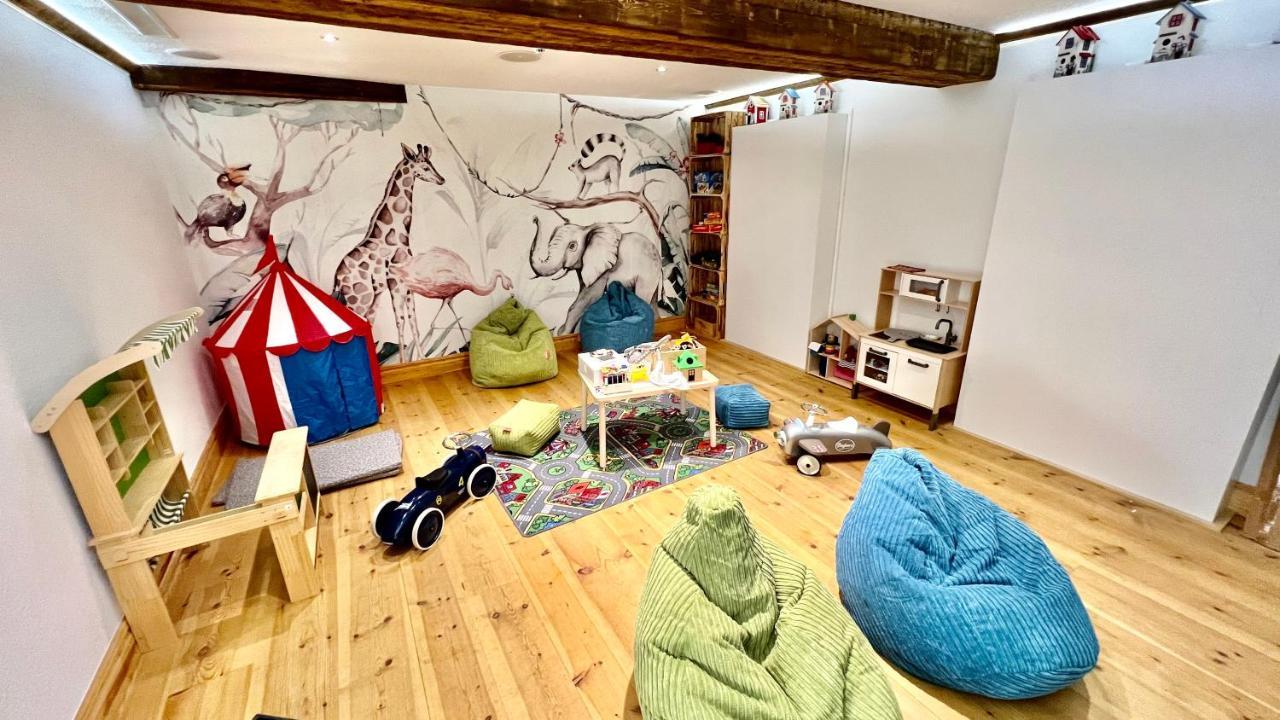 Spannort Family Home With Common Kitchen And Self Check-In Енгельберг Екстер'єр фото